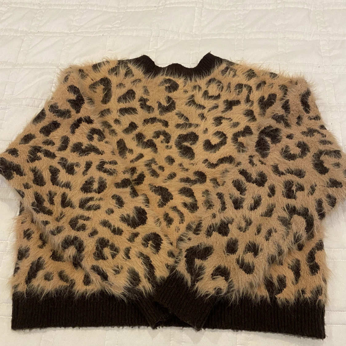 Leopard Tjocktröja  - 91