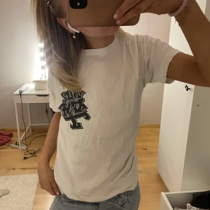 Cool tshirt - Vra skick! Herr storlek🤍