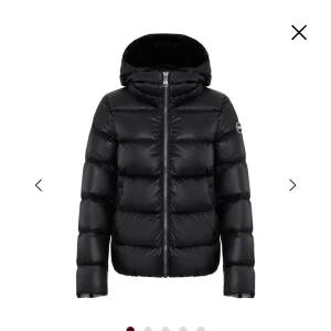 söker!!! - Söker nån av dessa jackor i xs eller s eller M 