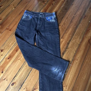 Cyber Y2k jeans  - Snygga jeans till vintern 