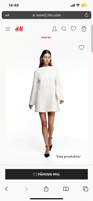 SÖKER DENNA KLÄNNINGEN - letar nu efter någon som säljer denna klänningen i antingen s eller xs. letat överallt och vill verkligen ha den - vore supersnällt om någon ville sälja sin eller vet någon som inte var nöjd🙏🏼🩷🩷