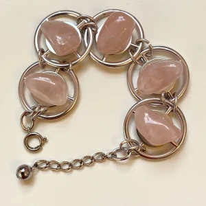 Armband rosenkvarts  - Vackert armband med ljusrosa rosenkvarts 