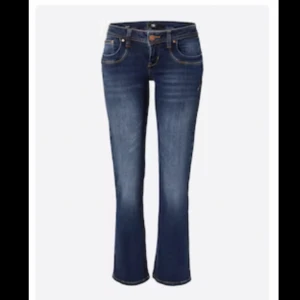 Ltb Valerie jeans - Säljer mina snygga lågmidjade bootcut jeans från ltb i modellen valerie. Säljer då de inte kommer till andvändning. 