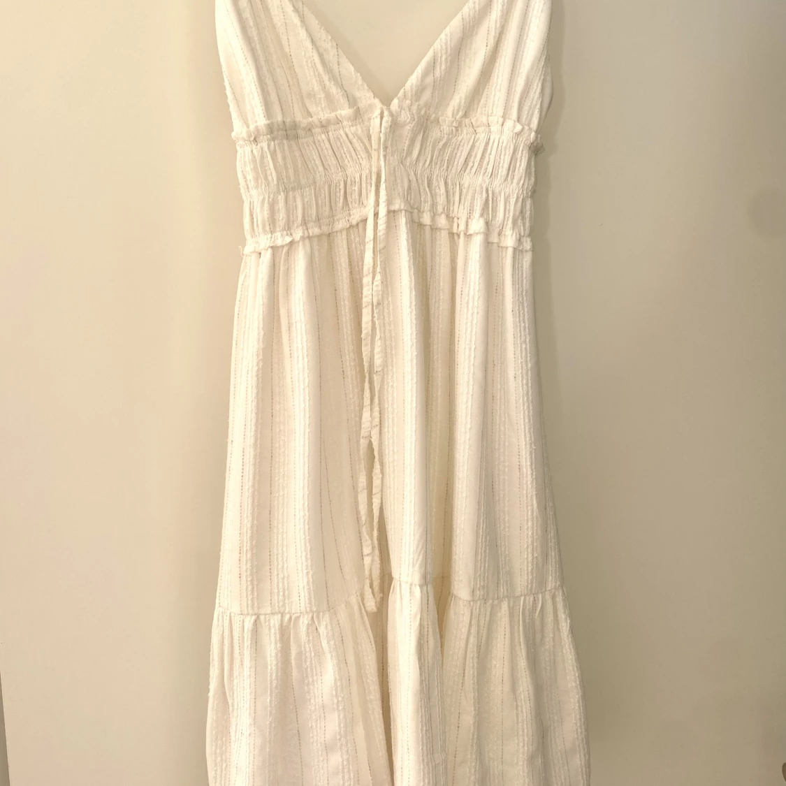 Vit klänning pull&bear - 91