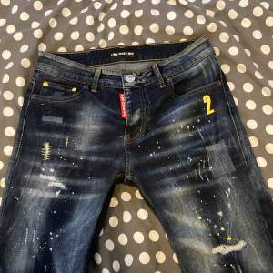 Two One 2 Jeans-Shorts Ny skick (Aldrig använda, endast probade) Passar mig som har S-M.  Bud är diskuteringsbart. 🔥