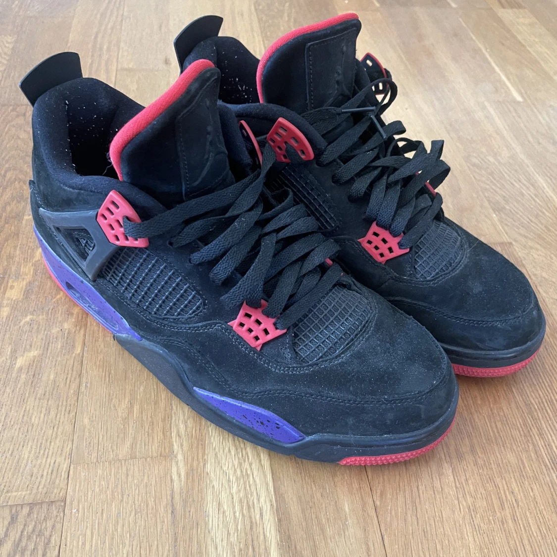 Jordan 4 Raptors nyskick