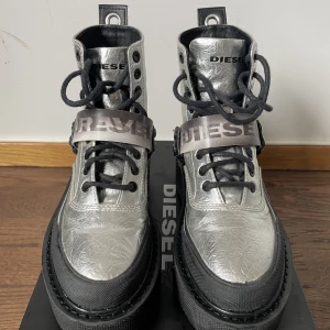 Diesel boots size 38  - Selling my Diesel shoes, in a good condition, did not wear them often, a couple of times. size 38 US 7  location: Midsommarkransen  price: 1000 (swish only)