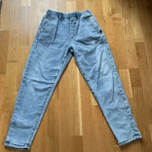 Byxor - Jeans från Zara 