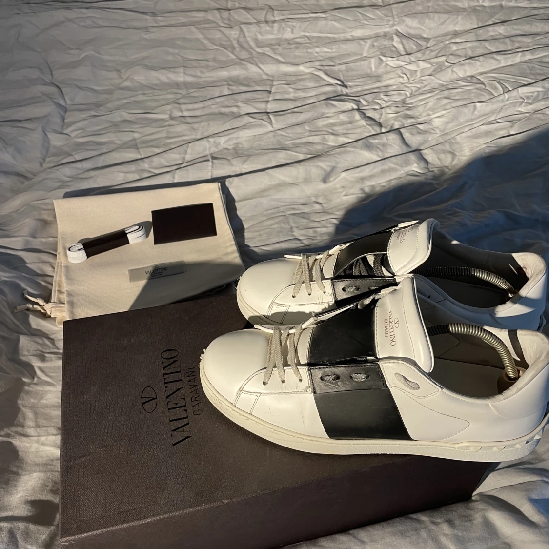 Valentino Garavani Rockstud Low-Top Sneakers