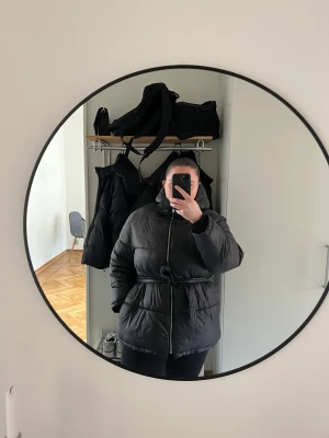 Vinterjacka - Varsamt använd 