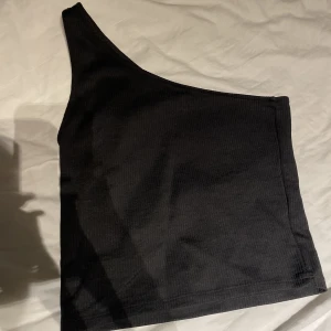 Gina topp - Fin sommar topp från Gina, bra skick