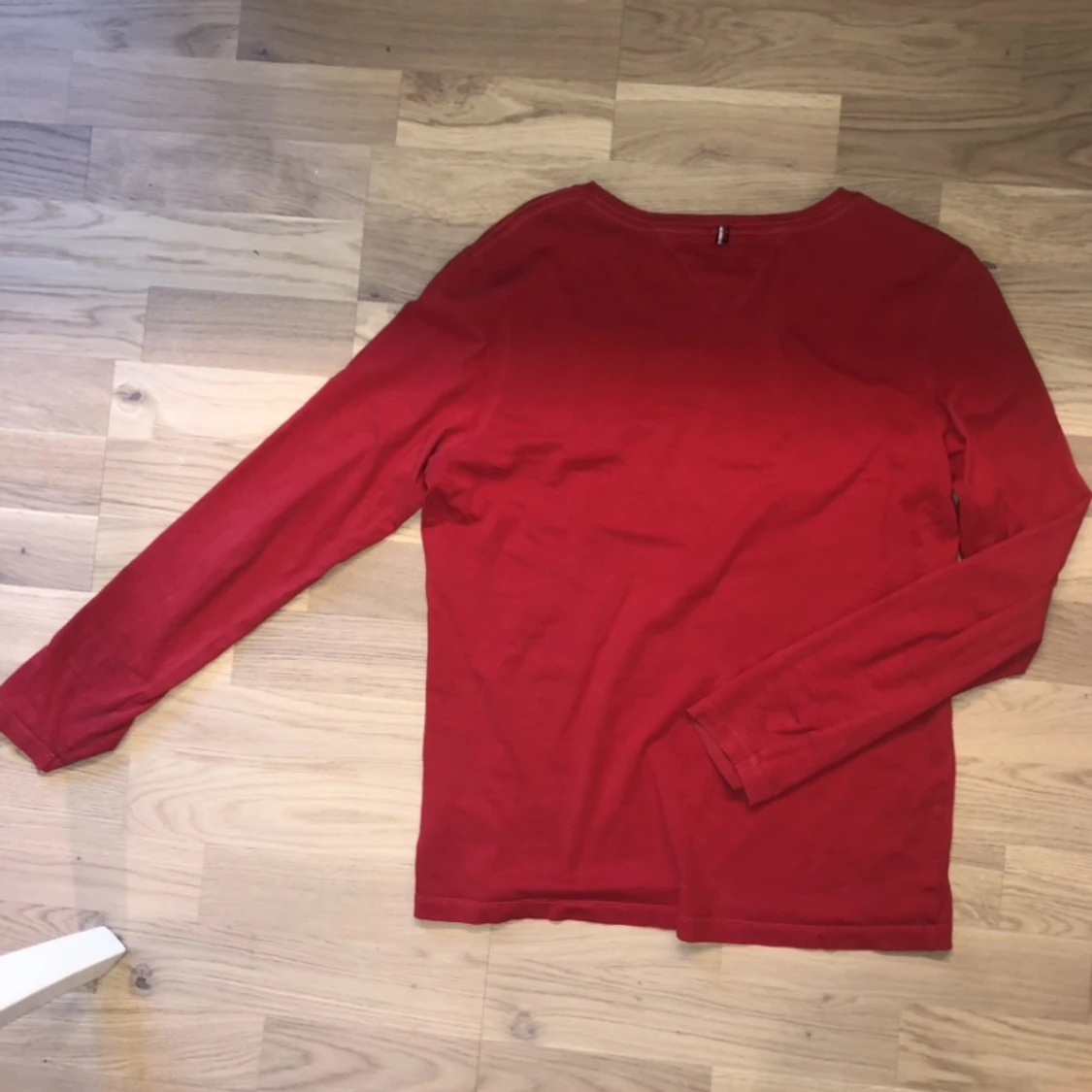 Röd långärmad - Tommy Hilfiger - 91