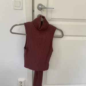 Set  - Stickad set från fashionnova passar perfekt till alla årstider 