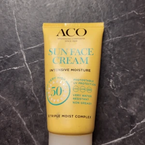 Aco sun cream face spf50 - Aco sun cream face spf50. Endast testad 2grr