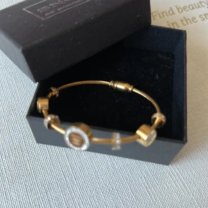 Armband  - Chanel❣️armband 