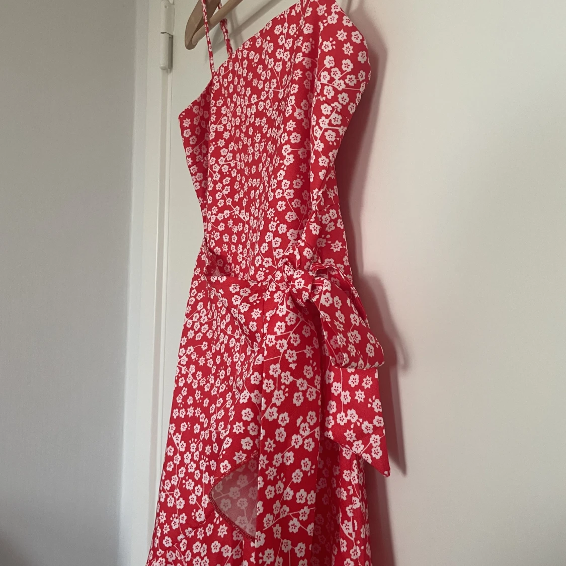 Blommig sommarklänning whitefox XS - 90