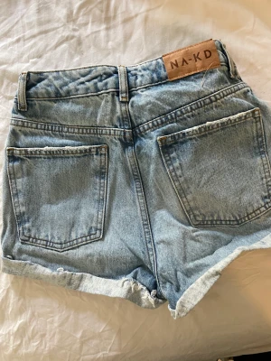 Nakd Jeansshorts - Strl 34 Knappt använda 