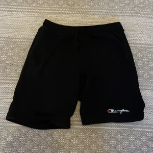 Champion shorts - Champion mjukisshorts. Väldigt sköna. Pris kan diskuteras.