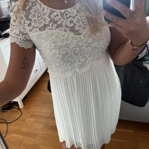 Dress from bubble room  - Klänning från Bubbleroom, använd en gång under studenten! Fint skick:)