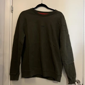 Tröja - Super fin Hugo boss tröja! Använd några gånger. Super bra skick.