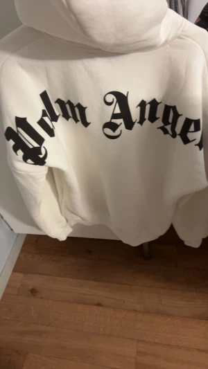 Palm angels hodie  - Helt ny palm angels hoodie äkta inte använt alls.