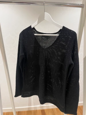 Tröja - Stickad svart tröja