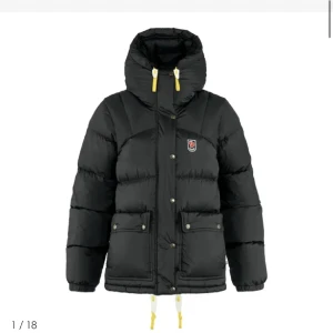 Fjällräven jacka  - Tänkte kolla om någon är intresserad av att byta mot en annan färg?