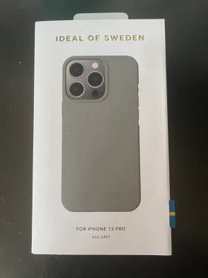 Ett IPhone 13 PRO skal från ideal of  Sweden. Säljs då jag köpte fel storlek till min telefon. Kvitto finns kvar och säljer de för jag inte kommer komma in till stan på ett tag. 
