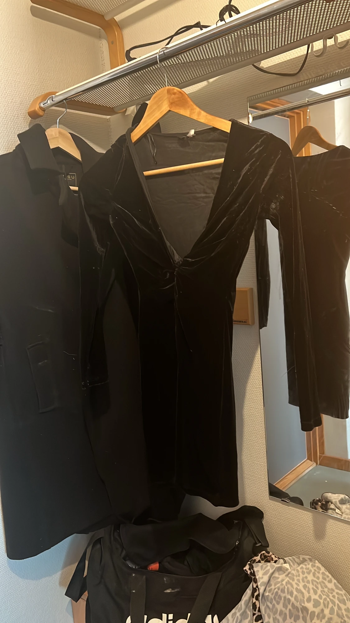 Svart klänning från hm - 90