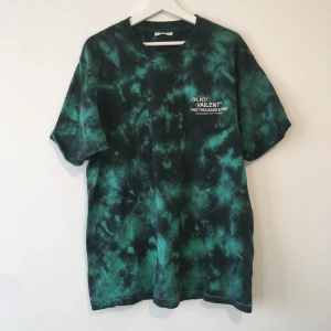 Tiedye t-shirt - Ball tiedye tröja. Köpt tidigare på Plick! 