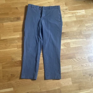 Ankle pants - Ankle pants från uniqlo i väldigt bra skick. 93% bomull, resten elastan. 80kr/ styck. 200 för alla tillsammans 