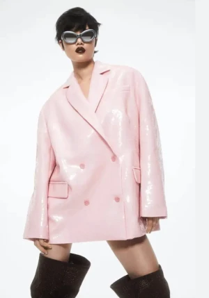 Paljett kavaj - oversized  - Hej säljer min rosa paljettkavaj från H&Ms studio kollektion.  