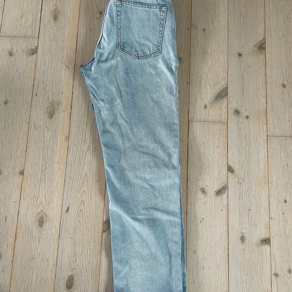 Grunt jeans i mycket fint skick! Storlek 164. . Jeans & Byxor.