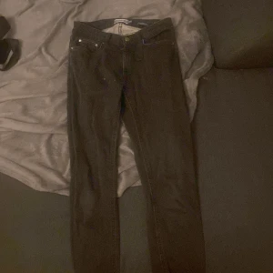 Dress man jeans  - Bra skick inte så mycket använd 