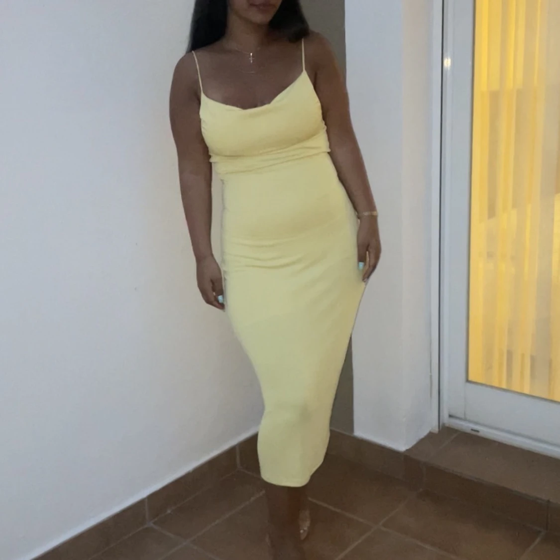 Gul klänning från zaea
