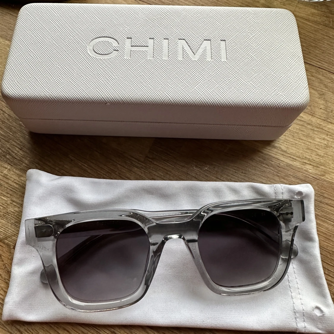 Chimi 04 grey 