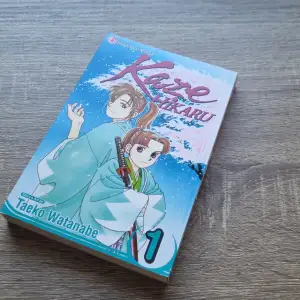 Kaze Hikaru på engelska manga bok volym 1 skriven av Taeko Watanabe. Den är helt ny!