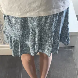 Jättesöt kjol, perfekt för sommaren. Storlek xs. Är öppen för prisförslag❤️