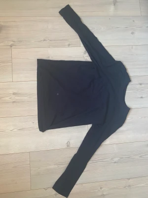 Svart tröja - Änvänd