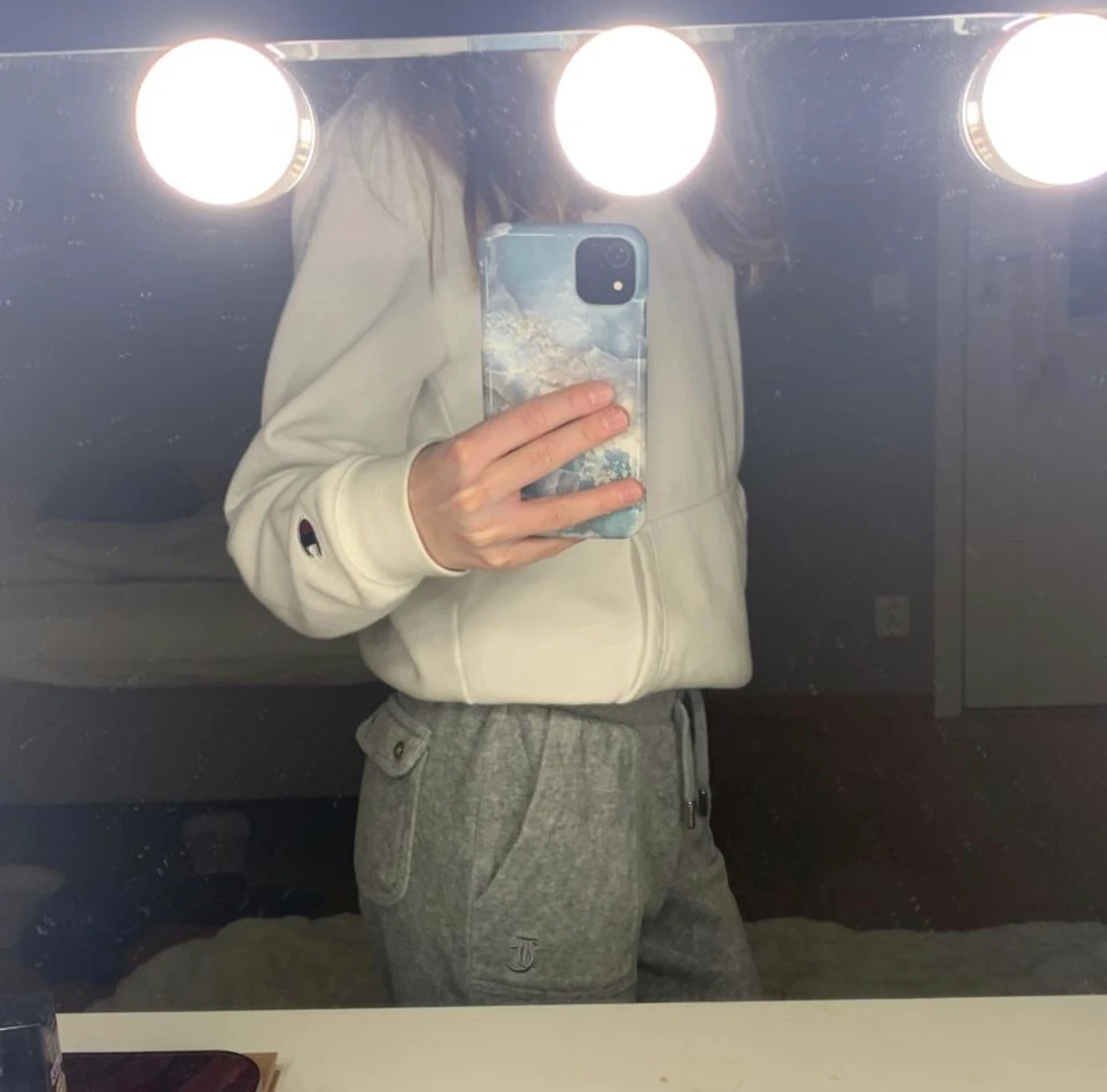 Gråa juicy byxor - 90