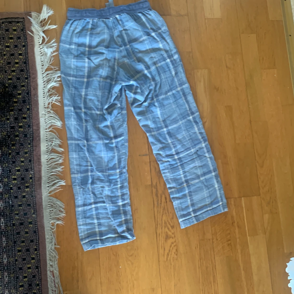 Blåa mjukis byxor  - 90