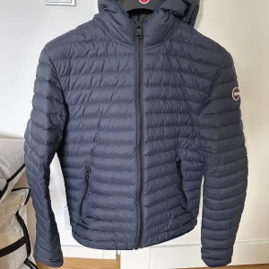 Colmar jacka - Nyskick! Säljs pga av för liten storlek