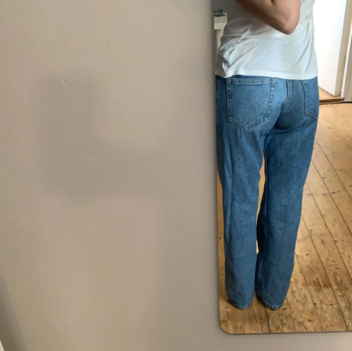 Weekday Arrow Low  - 90