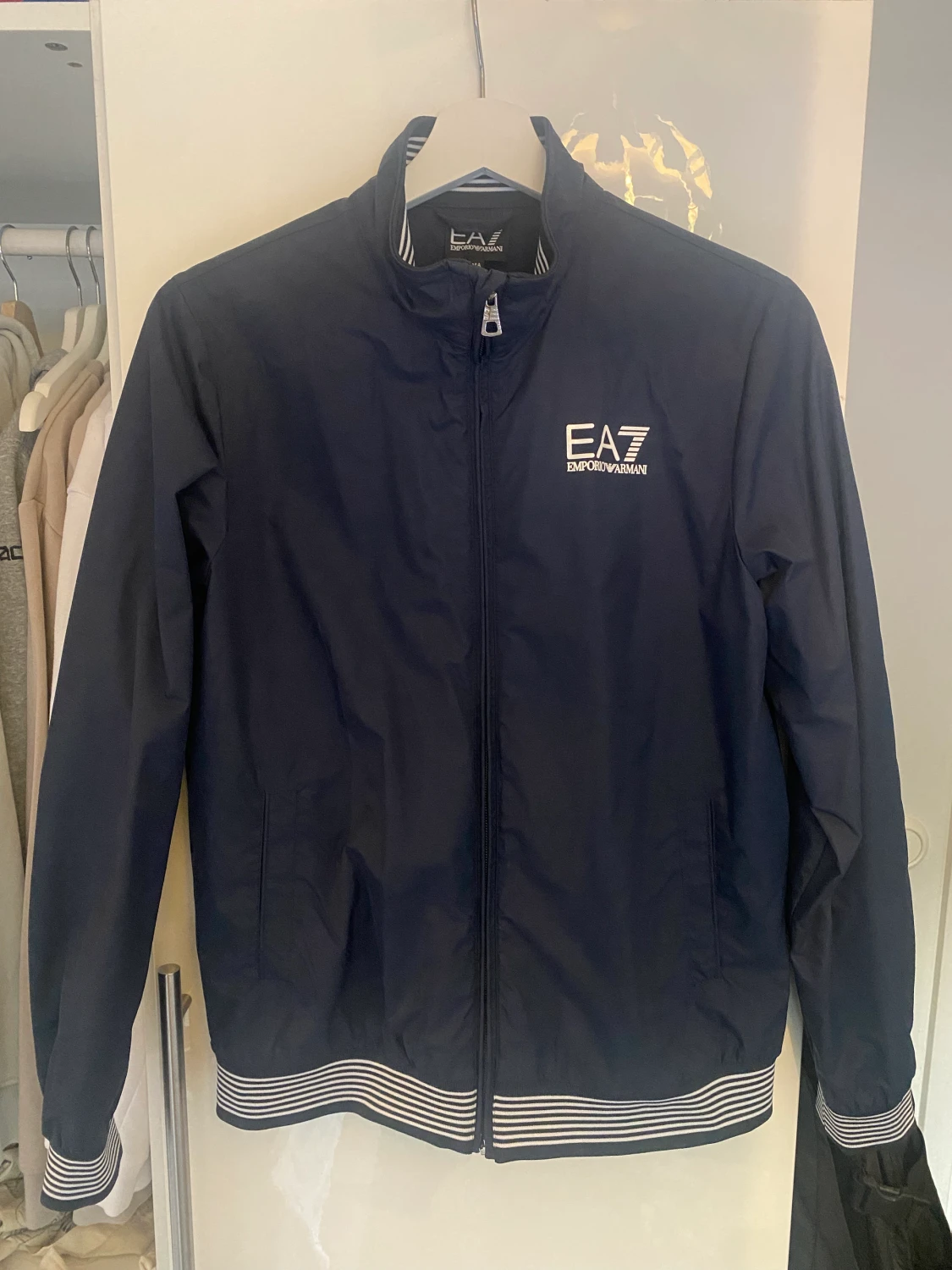 Armani EA7 jacka