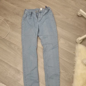 Vet inte vad jag ska slriva men köp järna! - Vet inte vad jag ska skriva men köp järna!!💞