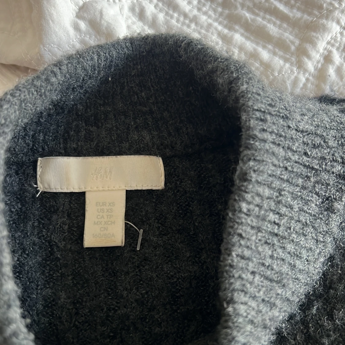 Stickad tröja  - 90