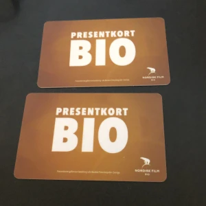 Två bio biljetter  - Säljer biobiljetter eftersom ja inte gillar att kolla på bio så mycket 💕 1=159 2=259