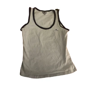 Ljusblått linne - Mer blått i verkligheten. Skriv för fler bilder, pris diskuterbart!