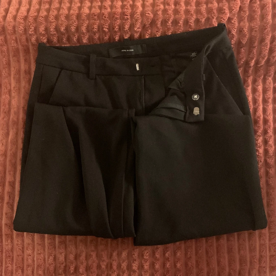 kostymbyxor vero moda 