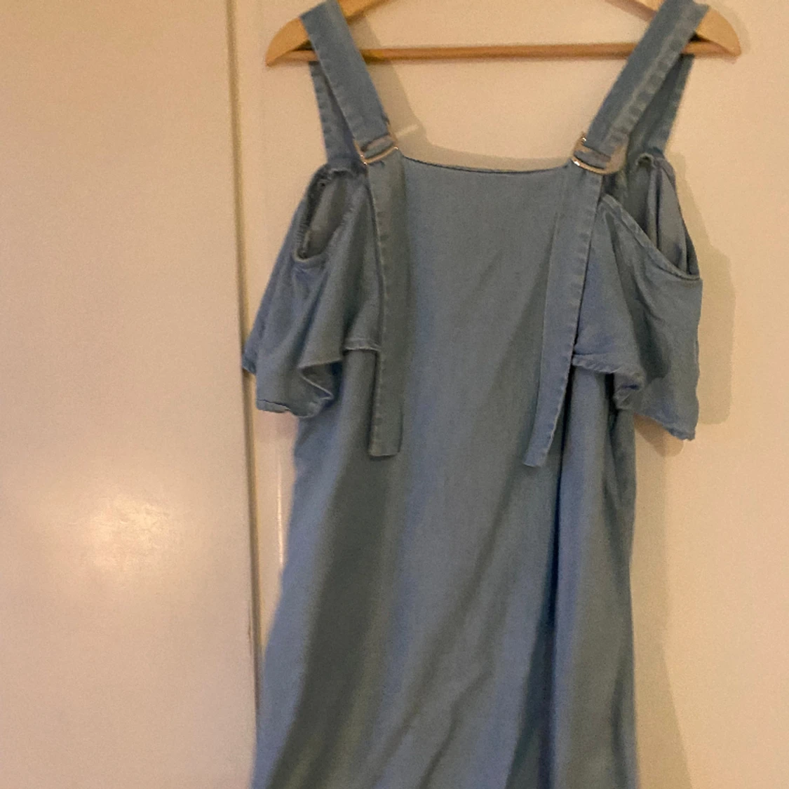 Guess klänning  - 90